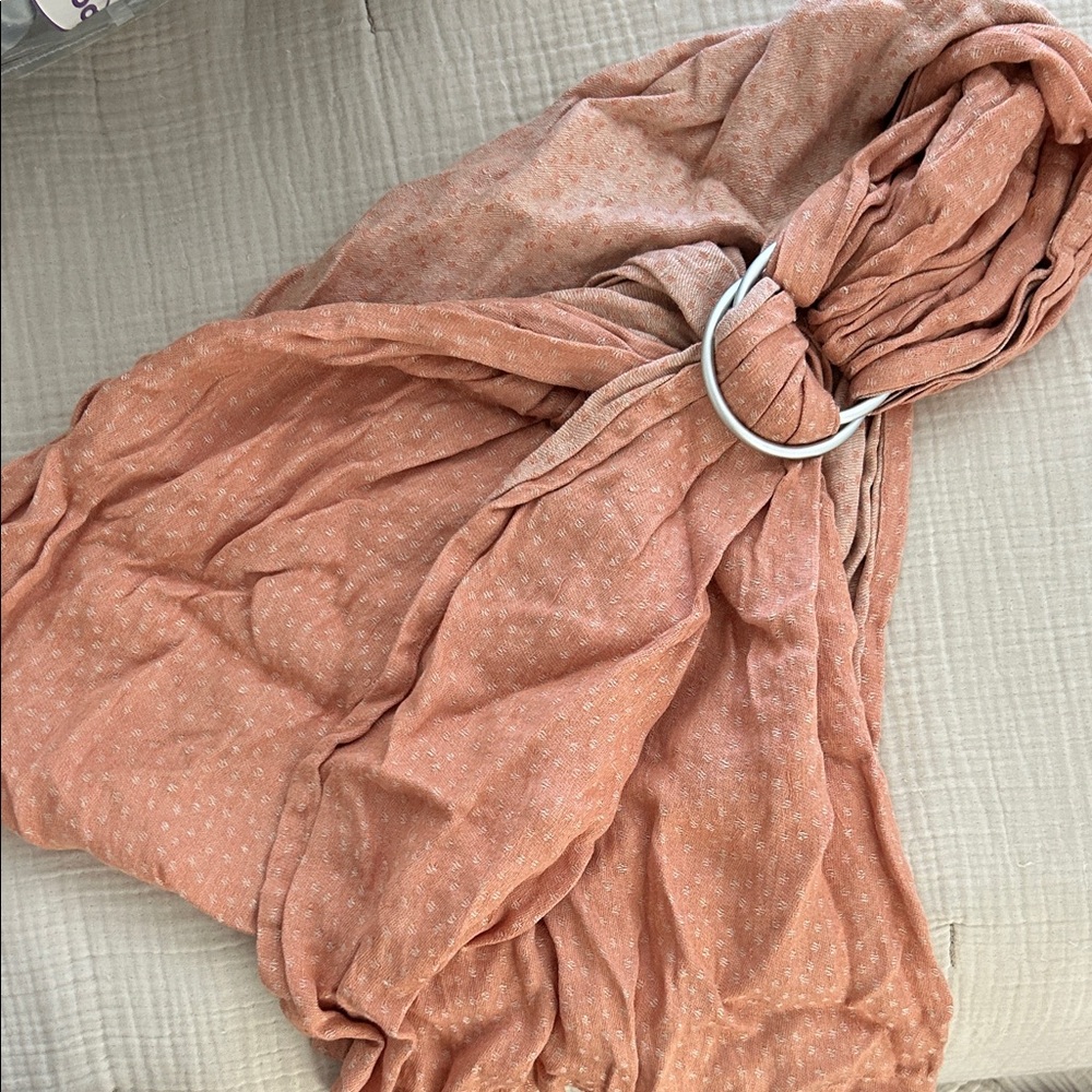 Wildbird Peach Dot Ring Sling with Silver Rings